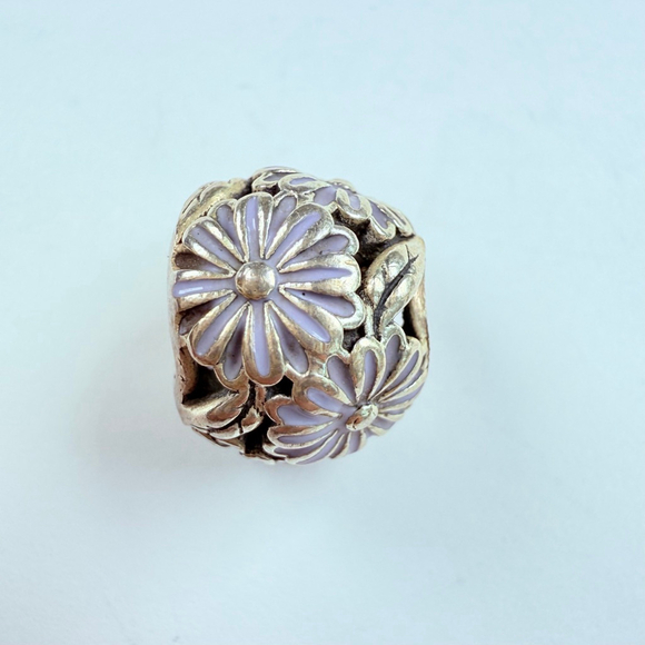 Pandora Lavender Enamel Daisy Meadow Sterling Silver 925 Barrel Charm Retired - Picture 2 of 6